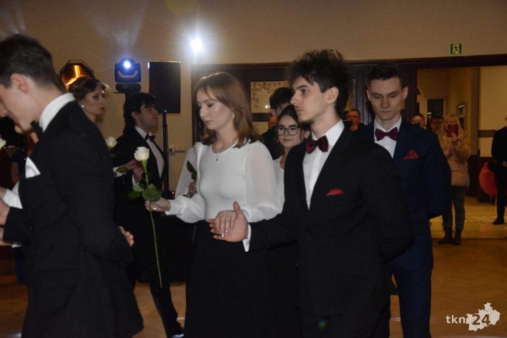 Maturzyści z Ekonomika bawili się podczas ostatniej studniówki w tym roku [wideo, zdjęcia]