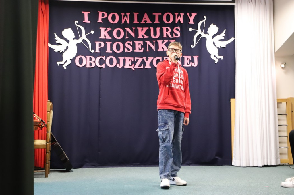 Obcojęzyczne śpiewanie w I LO w Końskich [wideo, zdjęcia]