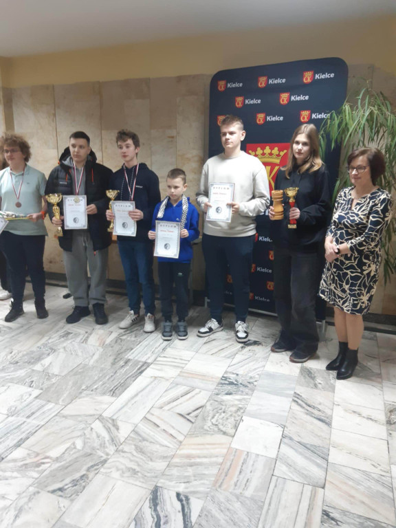 Piotr Kowalczyk ze Stąporkowa został wicemistrzem Kielc w szachach