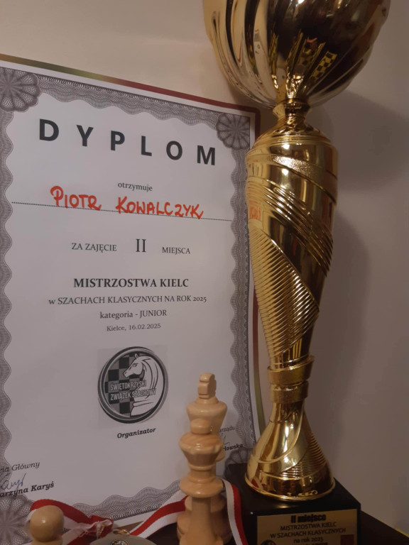 Piotr Kowalczyk ze Stąporkowa został wicemistrzem Kielc w szachach