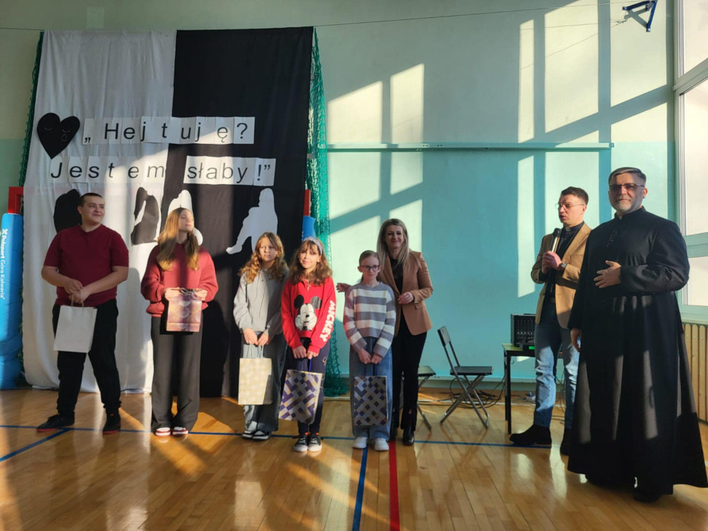 W Fałkowie edukowali o hejcie podczas konferencji `Hejtuję? Jestem słaby!` [zdjęcia]