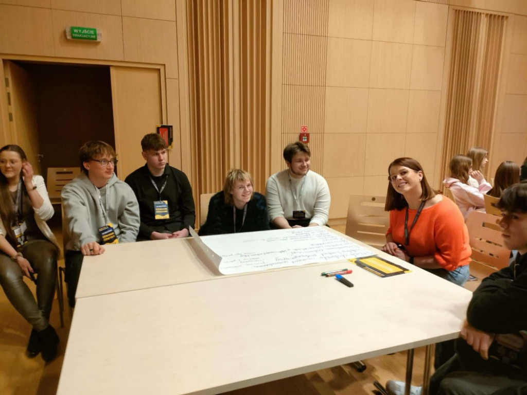 Młodzieżowa Rada Powiatu Koneckiego uczestniczyła w Kongresferencji [zdjęcia]
