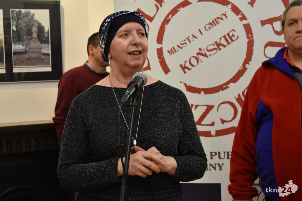 Wystawa `Końskie w obiektywie` zaprezentowała miasto dawniej i dziś [wideo, zdjęcia]
