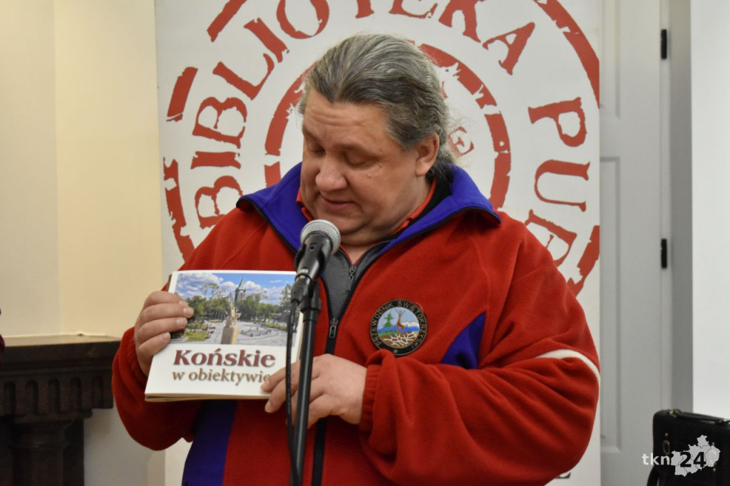 Wystawa `Końskie w obiektywie` zaprezentowała miasto dawniej i dziś [wideo, zdjęcia]