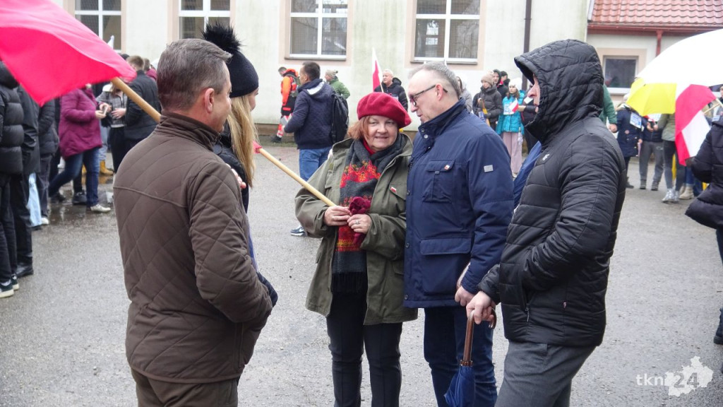Kilkaset osób wzięło udział w VI Powiatowym Marszu Pamięci Żołnierzy Wyklętych [wideo, zdjęcia]