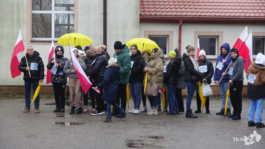 Kilkaset osób wzięło udział w VI Powiatowym Marszu Pamięci Żołnierzy Wyklętych [wideo, zdjęcia]