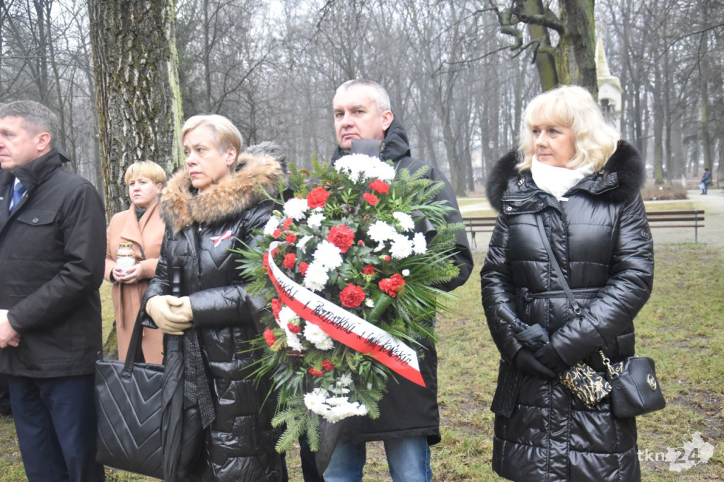 Gmina Końskie upamiętniła Żołnierzy Wyklętych podczas uroczystości i marszobiegu [wideo, zdjęcia]