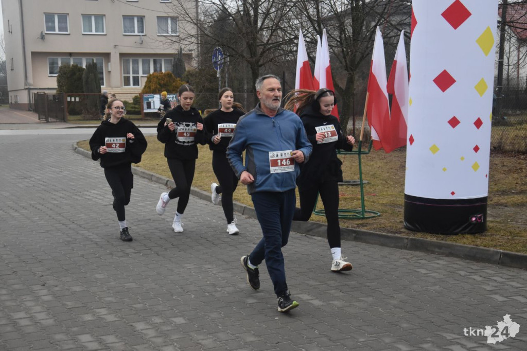 Gmina Końskie upamiętniła Żołnierzy Wyklętych podczas uroczystości i marszobiegu [wideo, zdjęcia]