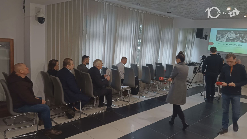 O Uzdrowisku w Czarnieckiej Górze. Gmina Stąporków tłumaczy i informuje [wideo]