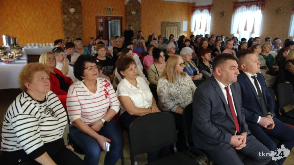 Z The Voice do Radoszyc. Krzysztof Kis na Dzień Kobiet [wideo, zdjęcia]