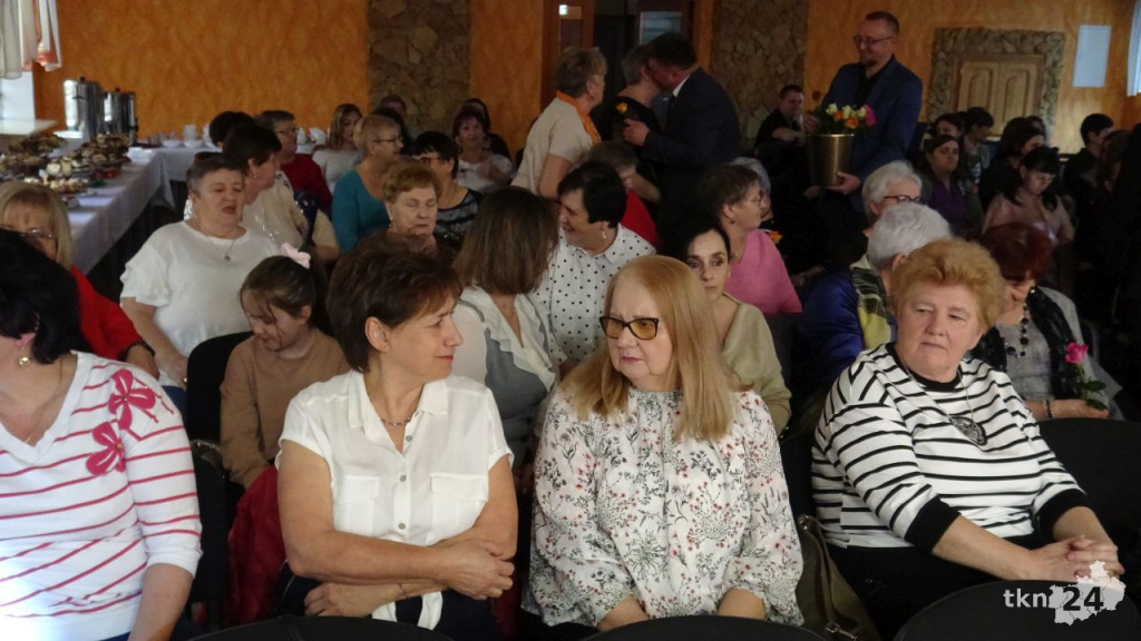 Z The Voice do Radoszyc. Krzysztof Kis na Dzień Kobiet [wideo, zdjęcia]
