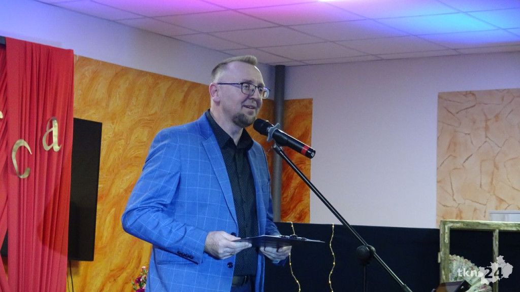 Z The Voice do Radoszyc. Krzysztof Kis na Dzień Kobiet [wideo, zdjęcia]