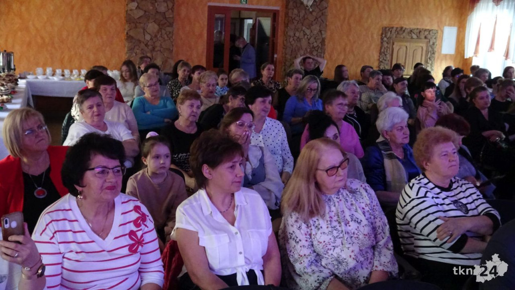 Z The Voice do Radoszyc. Krzysztof Kis na Dzień Kobiet [wideo, zdjęcia]