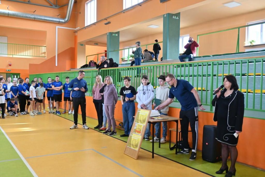 VI Międzyszkolny Festiwal Piłki Siatkowej w Radoszycach [zdjęcia]