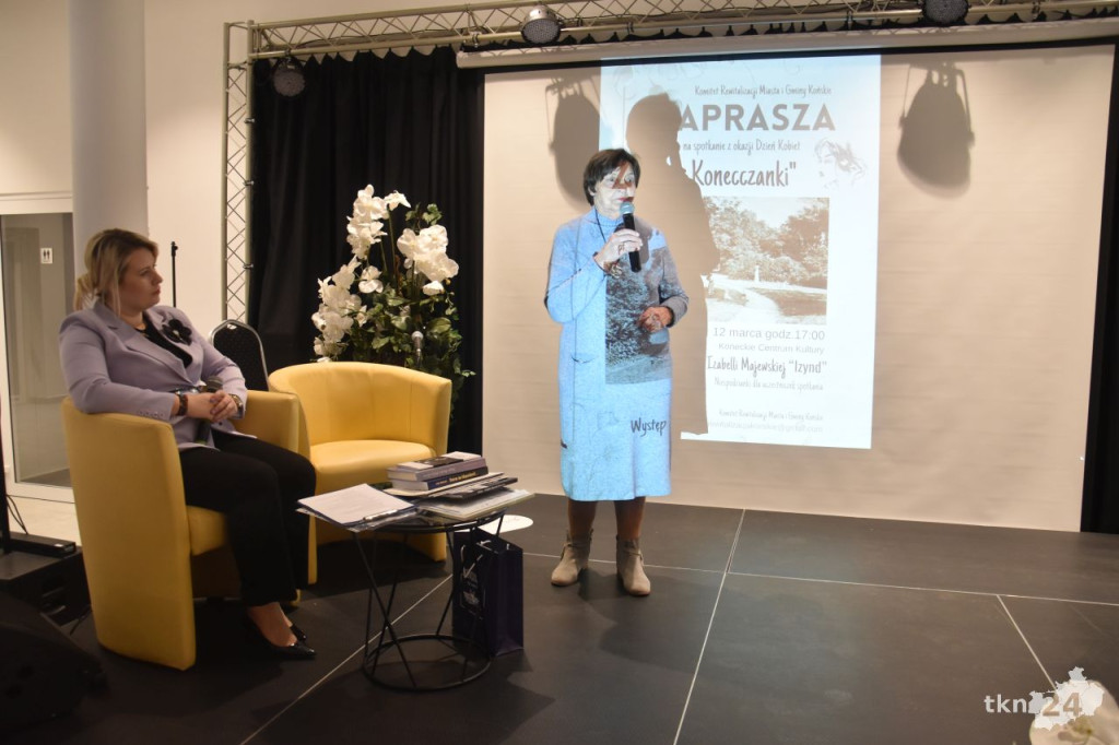 Spotkanie z konecczankami z okazji Dnia Kobiet w Koneckim Centrum Kultury [wideo, zdjęcia]