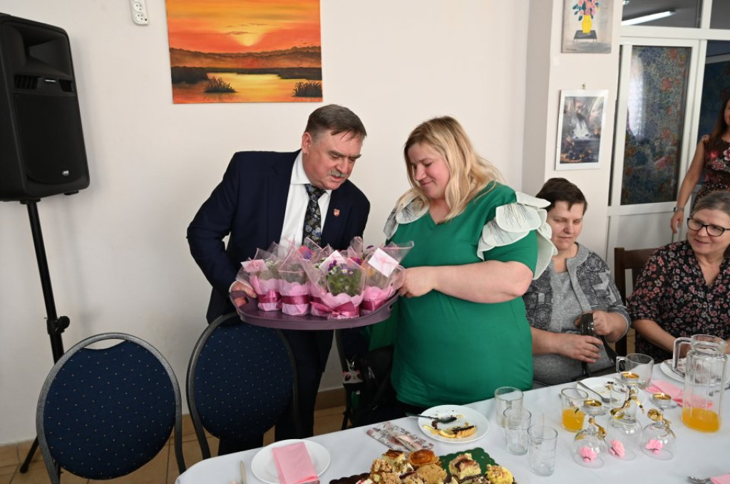 W Pilczycy obchodzili Dzień Kobiet z zespołem Karla [zdjęcia]