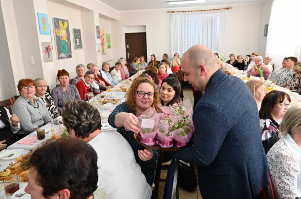 W Pilczycy obchodzili Dzień Kobiet z zespołem Karla [zdjęcia]