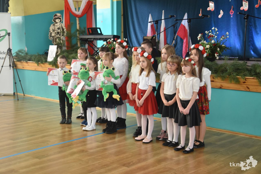 Ponad 250 uczestników na XX Konkursie Pieśni i Poezji Patriotycznej w Gowarczowie [wideo, zdjęcia]