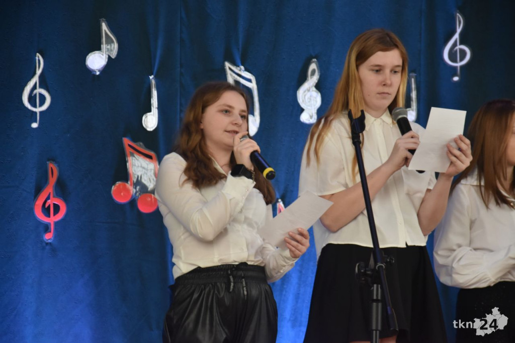 Ponad 250 uczestników na XX Konkursie Pieśni i Poezji Patriotycznej w Gowarczowie [wideo, zdjęcia]