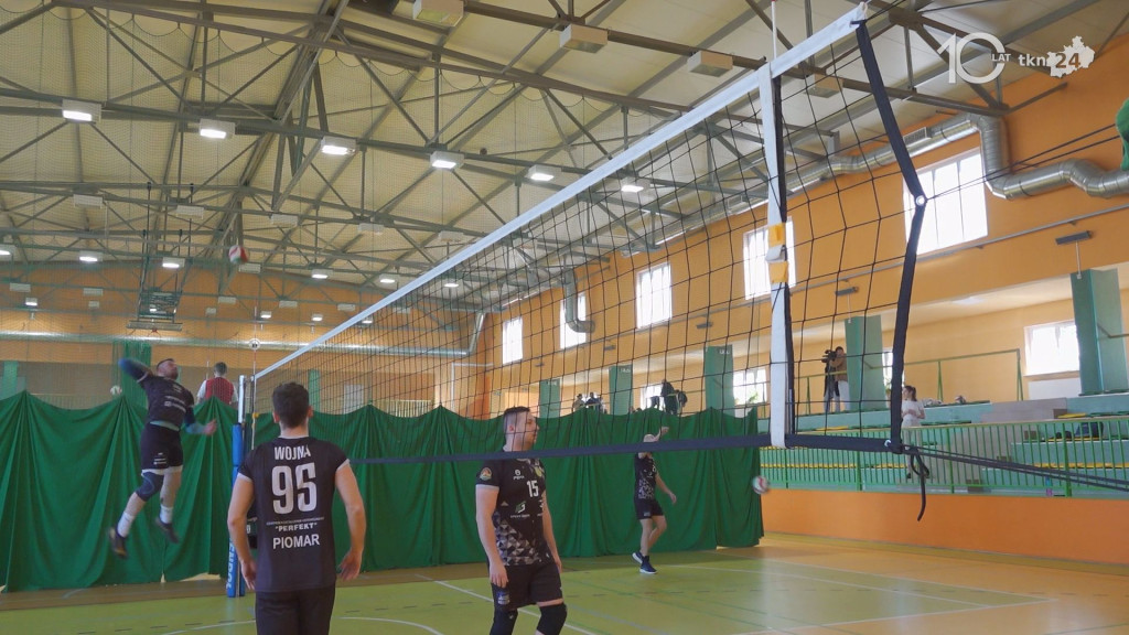 Turniej siatkarski dla Bartka z Radoszyc [wideo, zdjęcia]