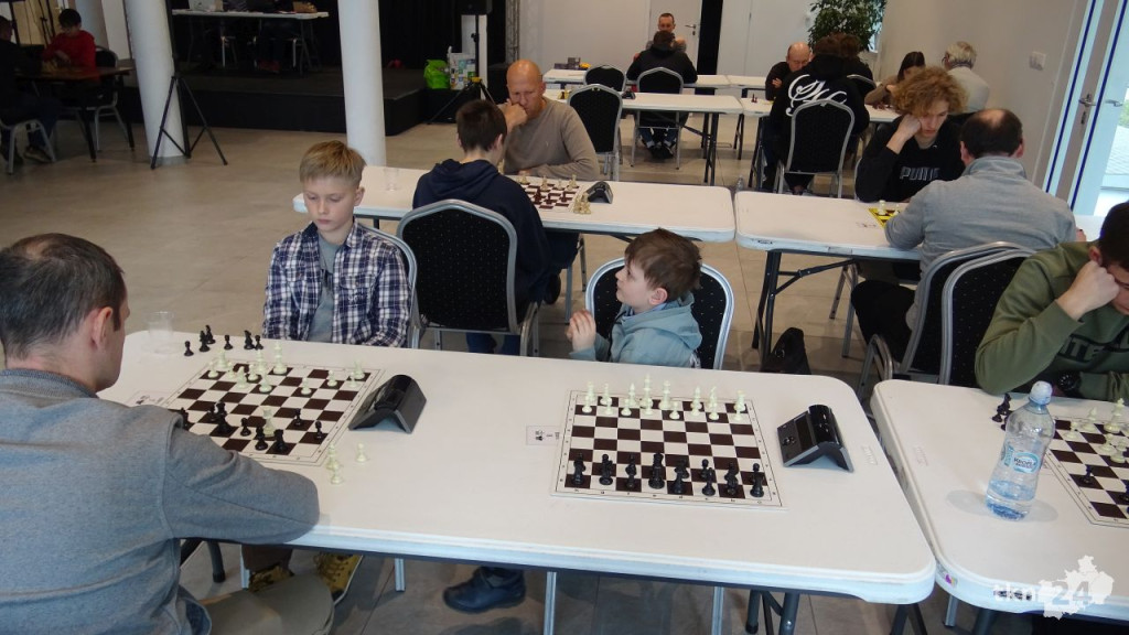 VIII Koneckie Mini-Elo. Szachowy turniej z ogromnym zainteresowaniem! [wideo, zdjęcia]