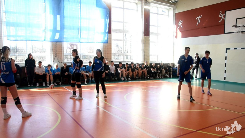 Powiatowe obchody Dnia Wagarowicza na sportowo [wideo, zdjęcia]