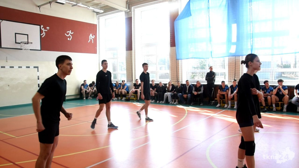 Powiatowe obchody Dnia Wagarowicza na sportowo [wideo, zdjęcia]