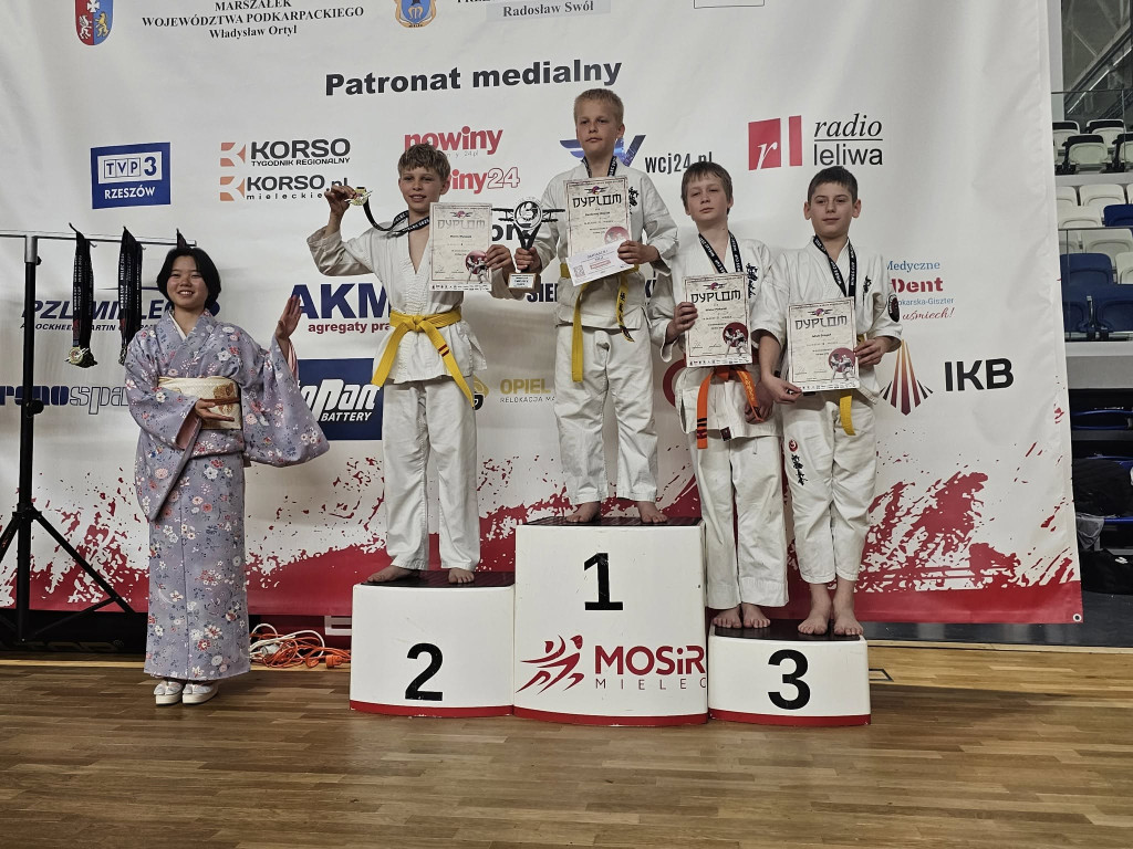 Nasi karatecy z medalami na Wings Cup w Mielcu [zdjęcia]
