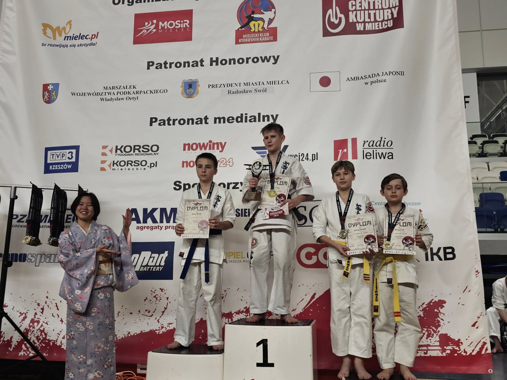 Nasi karatecy z medalami na Wings Cup w Mielcu [zdjęcia]