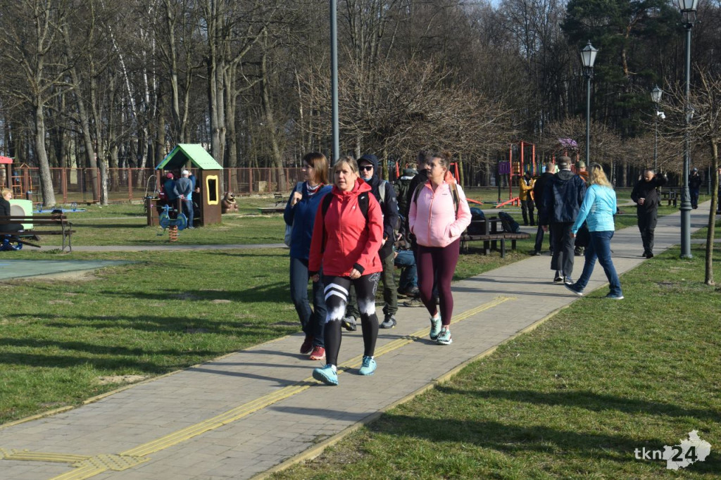 Około 250 osób na II Marszu po Puchar w Końskich [wideo, zdjęcia]