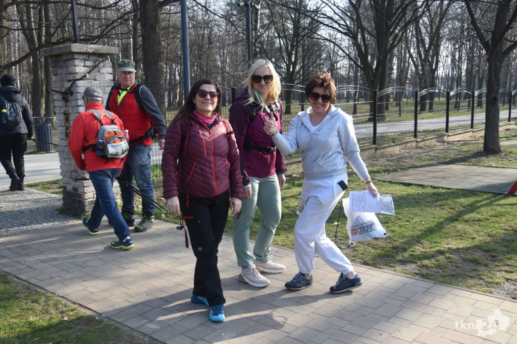 Około 250 osób na II Marszu po Puchar w Końskich [wideo, zdjęcia]