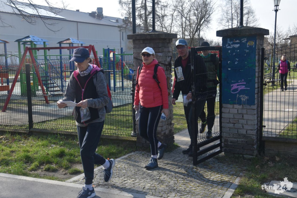 Około 250 osób na II Marszu po Puchar w Końskich [wideo, zdjęcia]