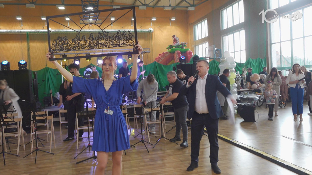 Z pomocą dla Bartosza. Niezwykły festyn w Radoszycach [wideo, zdjęcia]