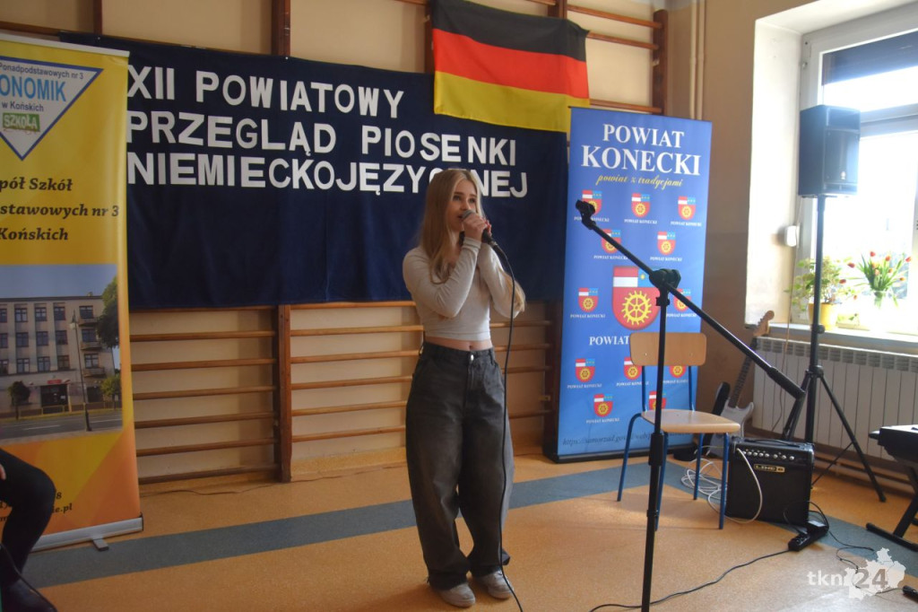 XII Powiatowy Przegląd Piosenki Niemieckojęzycznej w koneckim Ekonomiku [wideo, zdjęcia]