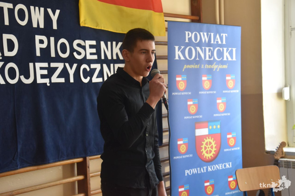 XII Powiatowy Przegląd Piosenki Niemieckojęzycznej w koneckim Ekonomiku [wideo, zdjęcia]
