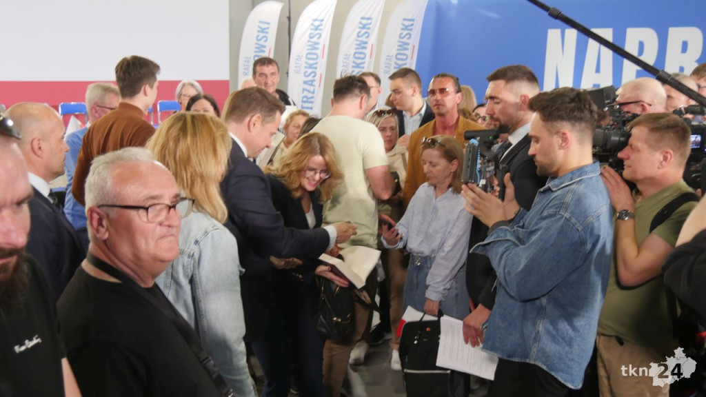 Rafał Trzaskowski w Końskich. Zobaczcie relację zza kulis i ze spotkania! [wideo, zdjęcia]