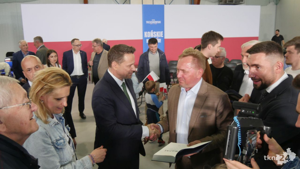 Rafał Trzaskowski w Końskich. Zobaczcie relację zza kulis i ze spotkania! [wideo, zdjęcia]