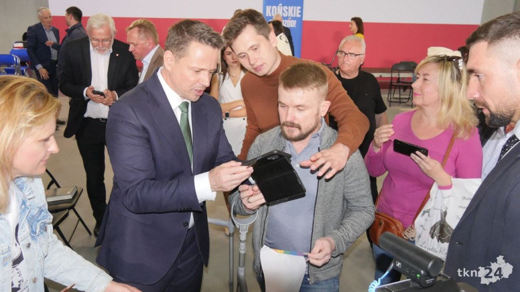 Rafał Trzaskowski w Końskich. Zobaczcie relację zza kulis i ze spotkania! [wideo, zdjęcia]