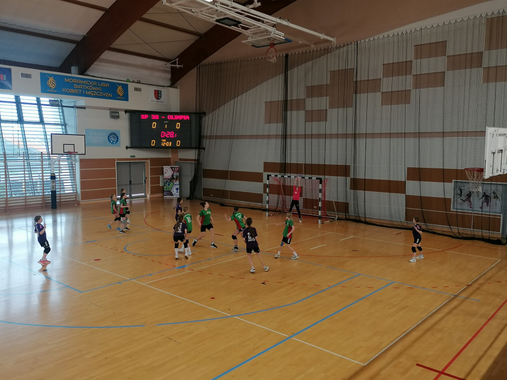 Dziewczęta z Olimpii Końskie z piątym miejscem w Wojewódzkim Turnieju w Bilczy [zdjęcia]