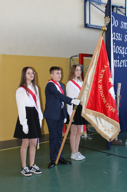 W szkole uczczono 85. rocznicę pacyfikacji Królewca i Adamowa