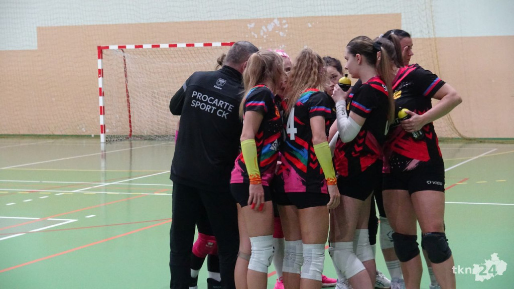 Świętokrzyska Siatkówka Cup dla Procarte Sport CK. Walka i znakomita atmosfera w Stadnickiej Woli [wideo, zdjęcia]