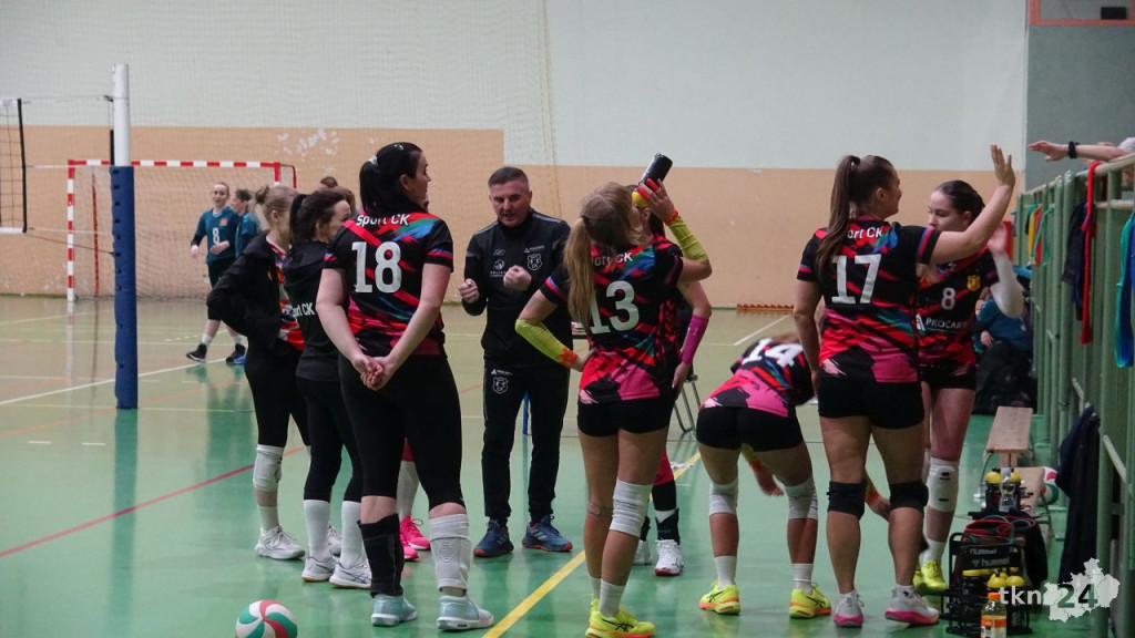 Świętokrzyska Siatkówka Cup dla Procarte Sport CK. Walka i znakomita atmosfera w Stadnickiej Woli [wideo, zdjęcia]