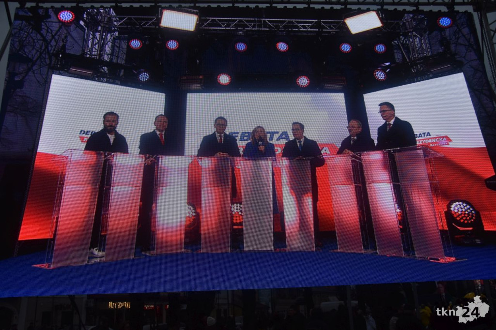 Debaty prezydenckie w Końskich. Fotorelacja