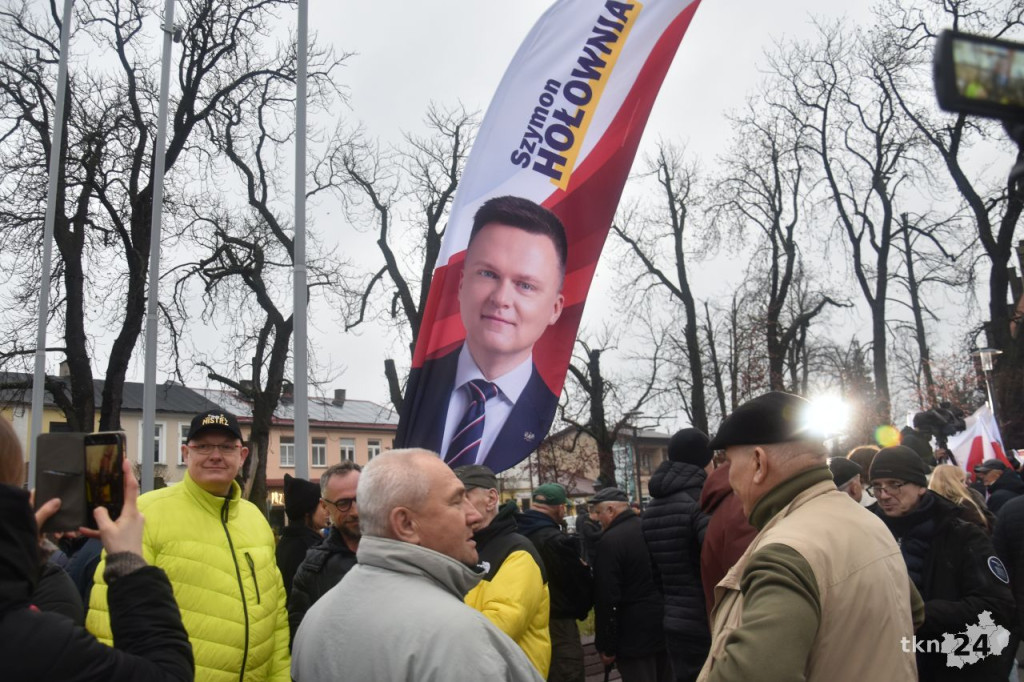 Polityczny pępek świata. Zobaczcie naszą relację wideo z debat w Końskich