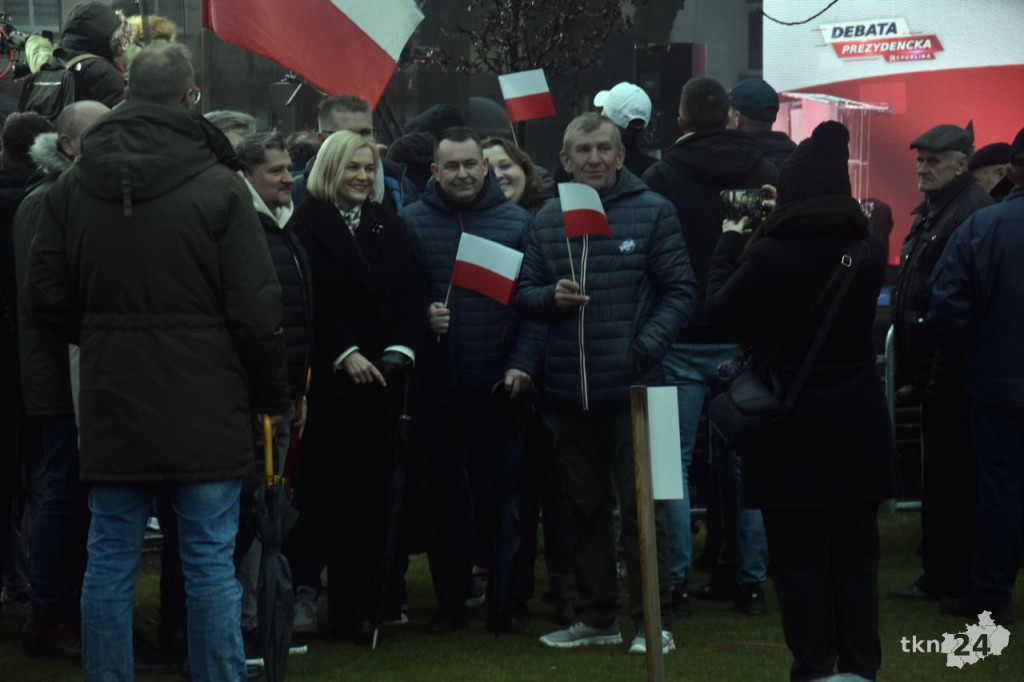Polityczny pępek świata. Zobaczcie naszą relację wideo z debat w Końskich