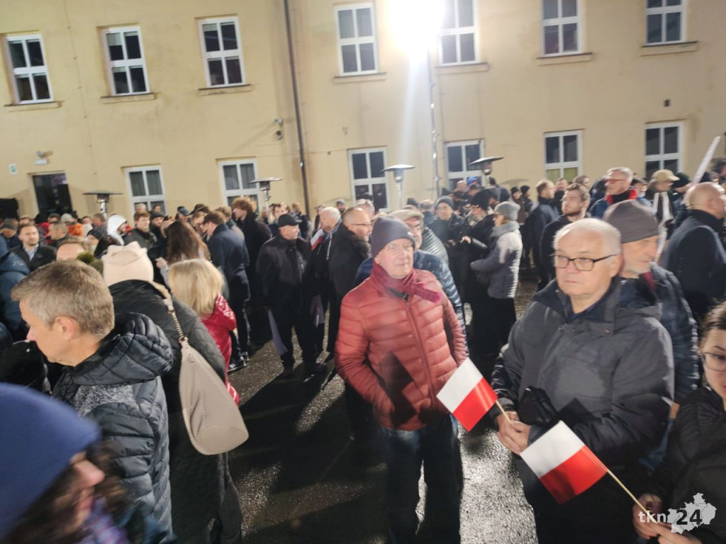 Polityczny pępek świata. Zobaczcie naszą relację wideo z debat w Końskich