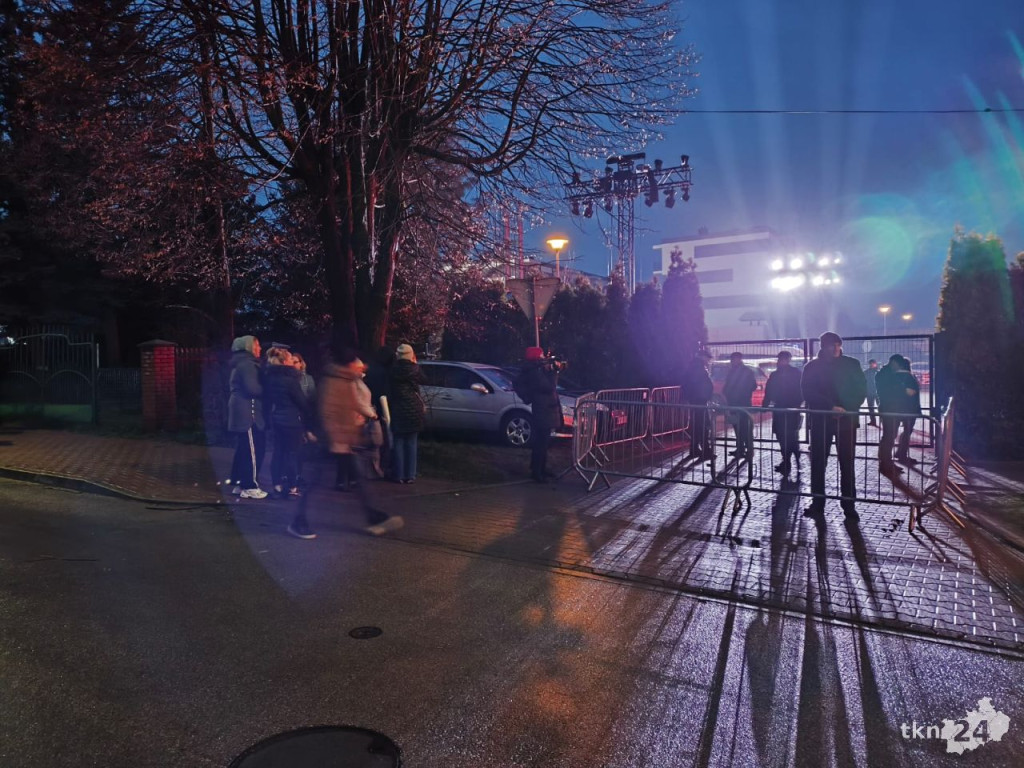 Polityczny pępek świata. Zobaczcie naszą relację wideo z debat w Końskich