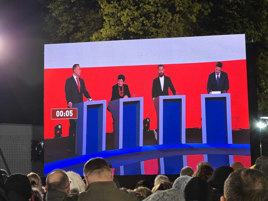 Polityczny pępek świata. Zobaczcie naszą relację wideo z debat w Końskich