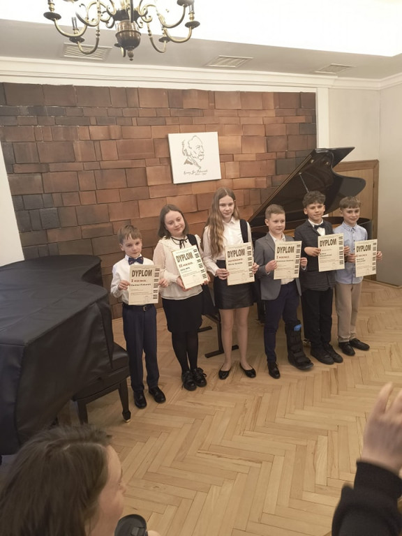 Pianiści z Końskich zdominowali konkurs w Piotrkowie Trybunalskim