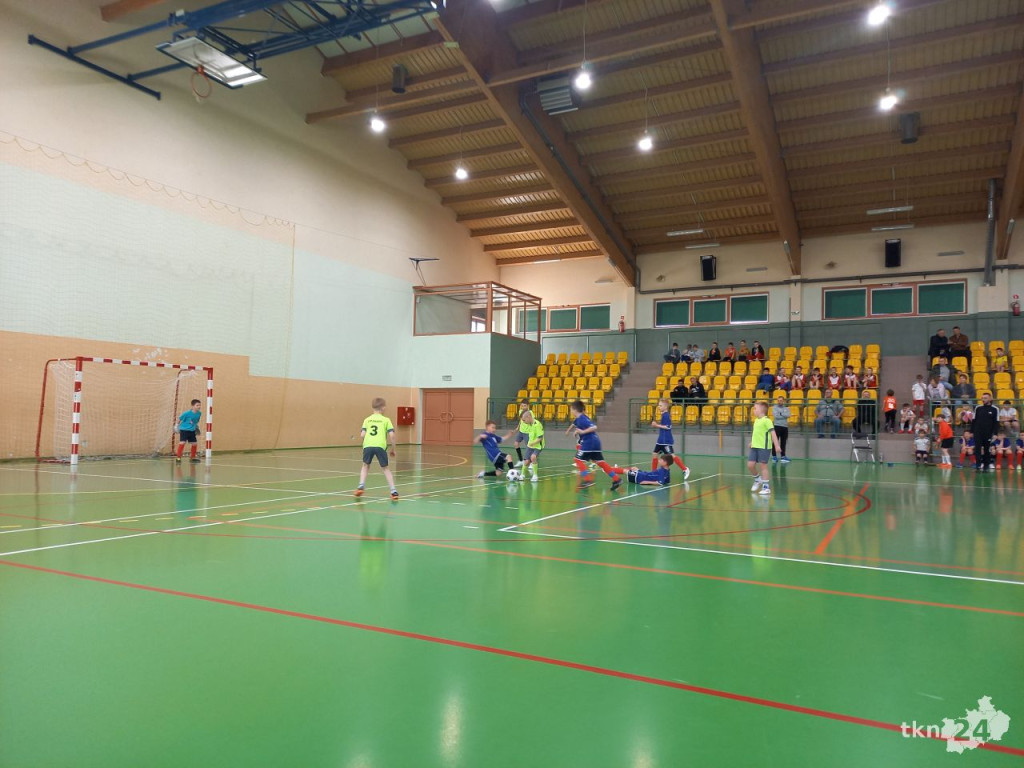 XXV Turniej `Z Podwórka na Stadion o Puchar Tymbarku`. Etap powiatowy [wideo, zdjęcia]